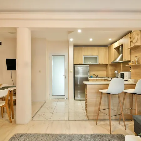 Paradise - Free Parking Apartman *